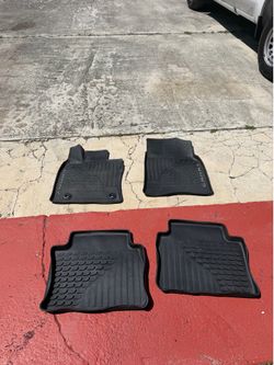 2022 OEM TOYOTA CAMRY 4 pc rubber mat seat