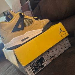 Air Jordan 4 Retros