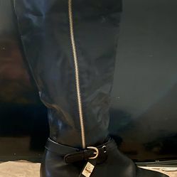 Woman boots
