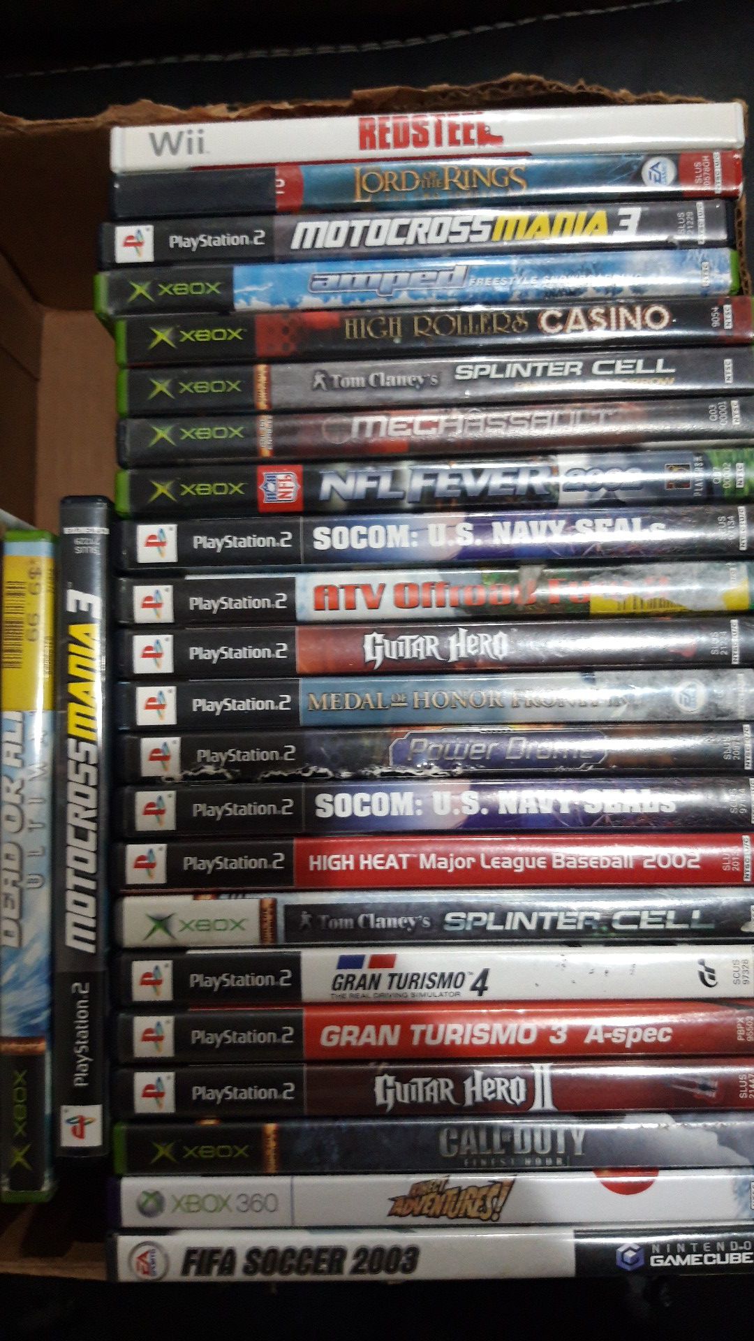 25 games - xbox 360, PS2, and Wii