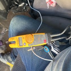 Fluke Electrical Tester 