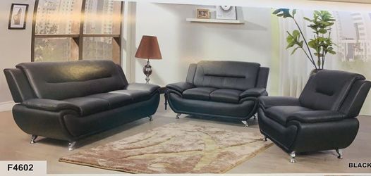 BRAND NEW 3 PIECES LIVING ROOM COUCH SET