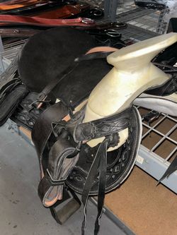 Monturas charra para caballos 100% piel de la mejor calidad y con excelentes diseños  Con todos sus accesorios incluidos  + cincho  + cabezada o corre