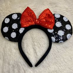 Mine Mouse Ear 