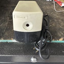 Electric Pencil Sharpener 