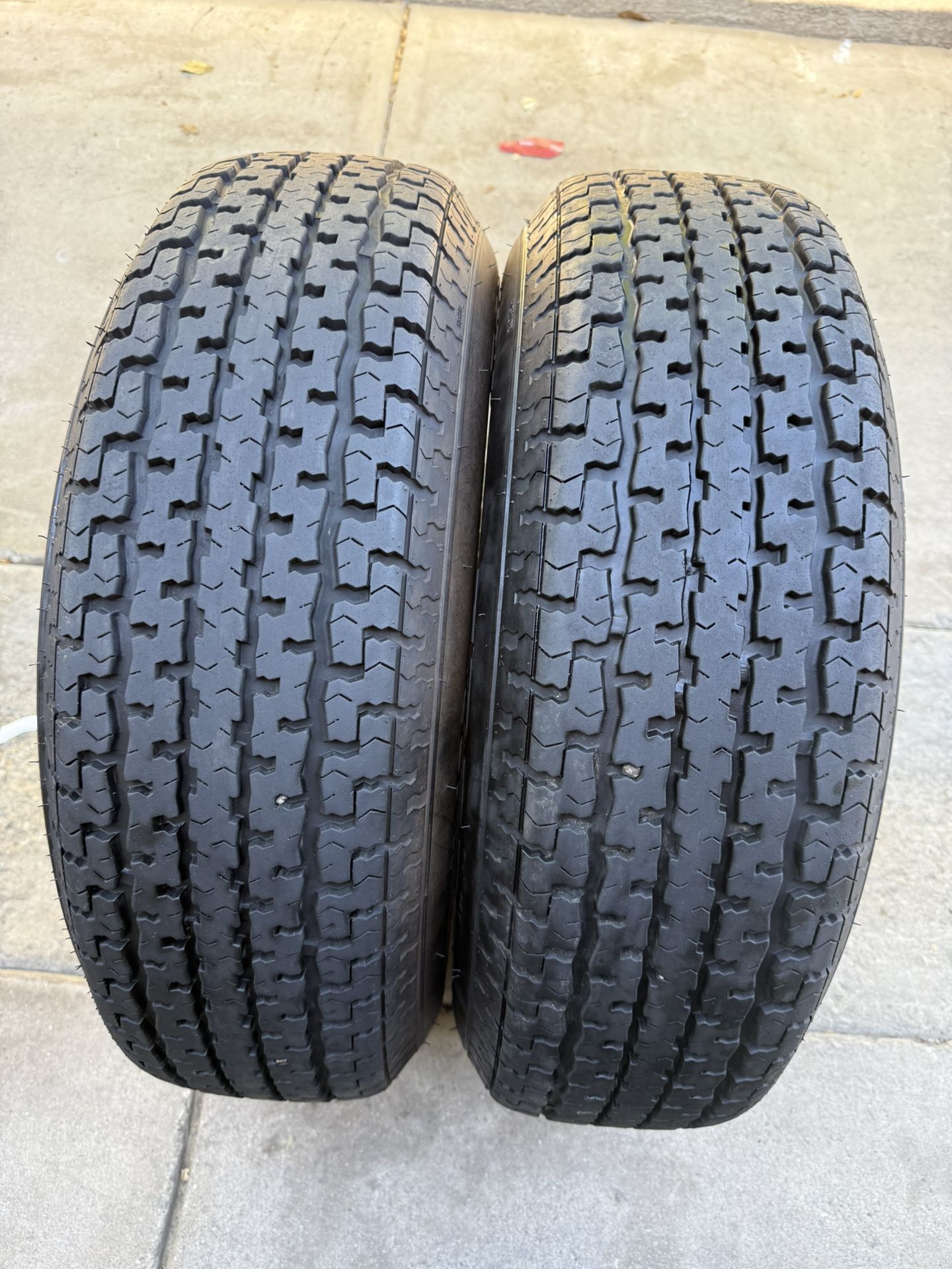 2 tires 225/75/15 radial 