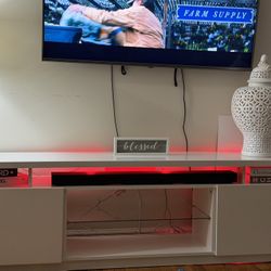 TV STAND 