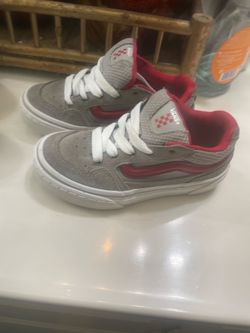 Boys size 11c vans