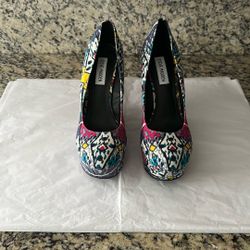 New Without Box, Steve Madden, Women’s Wedge Size 9