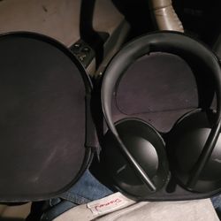 Bose Noise Canceling Headphones 700 Series 