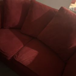 Love Seat With  Washable Removable Seat & Pillow Covers