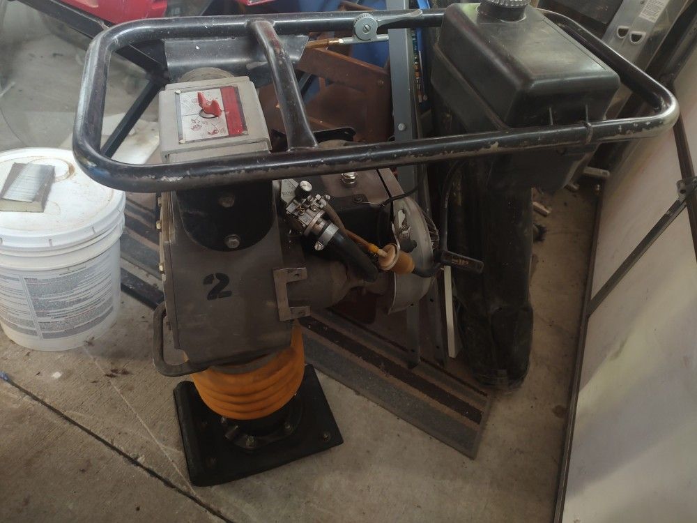 Jumping Jack Compactor