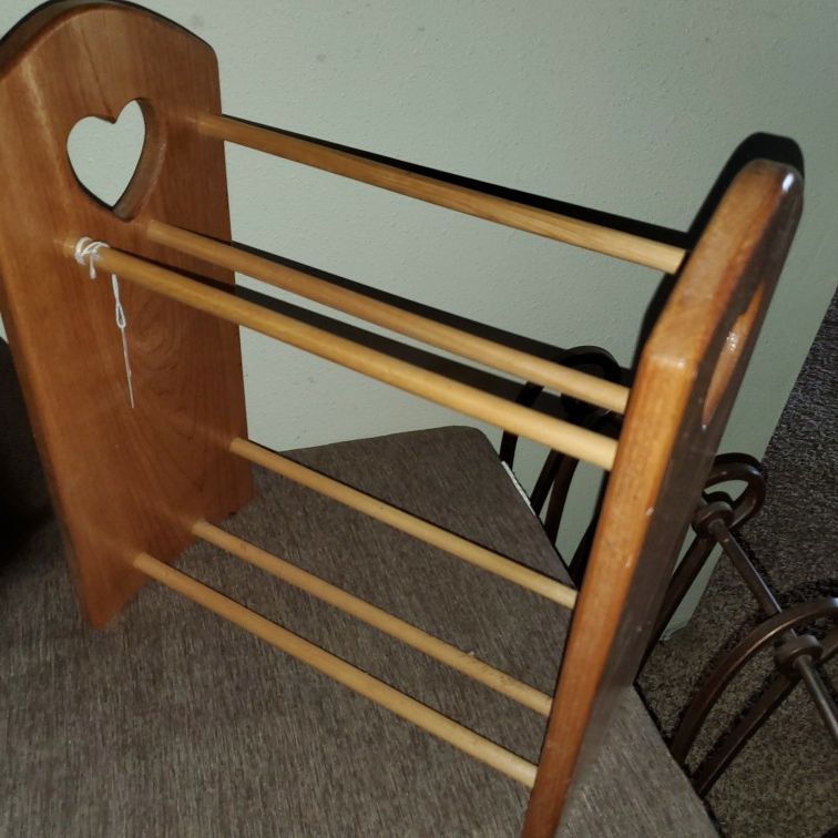 Wooden Heart Rack