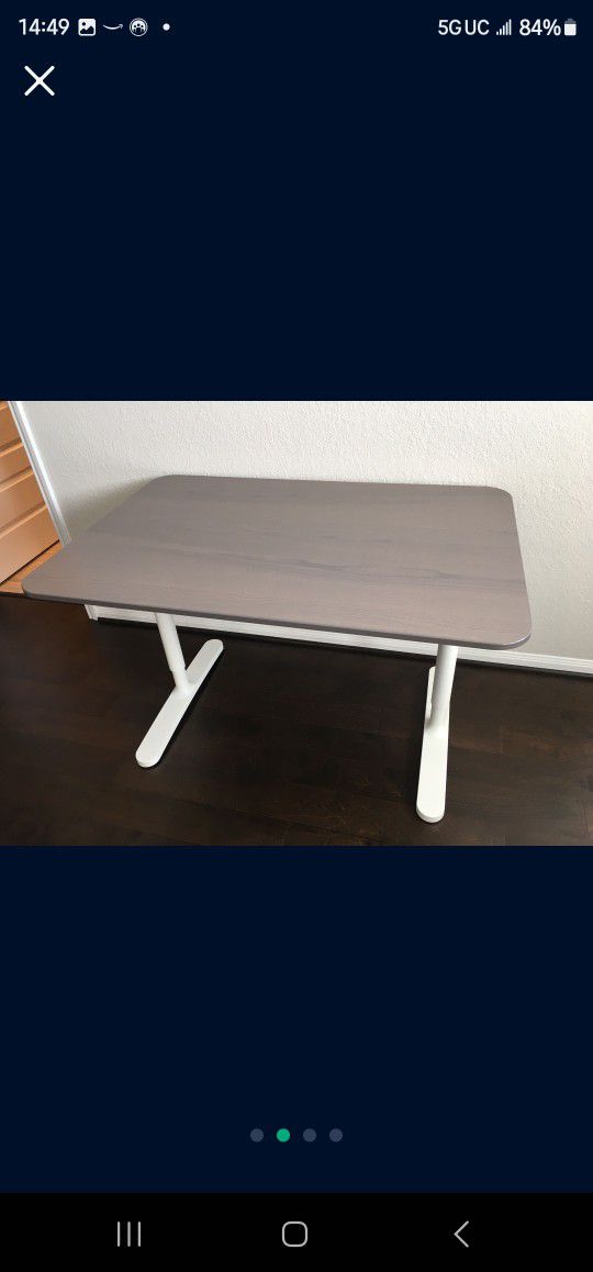Ikea Bekant Table/Desk