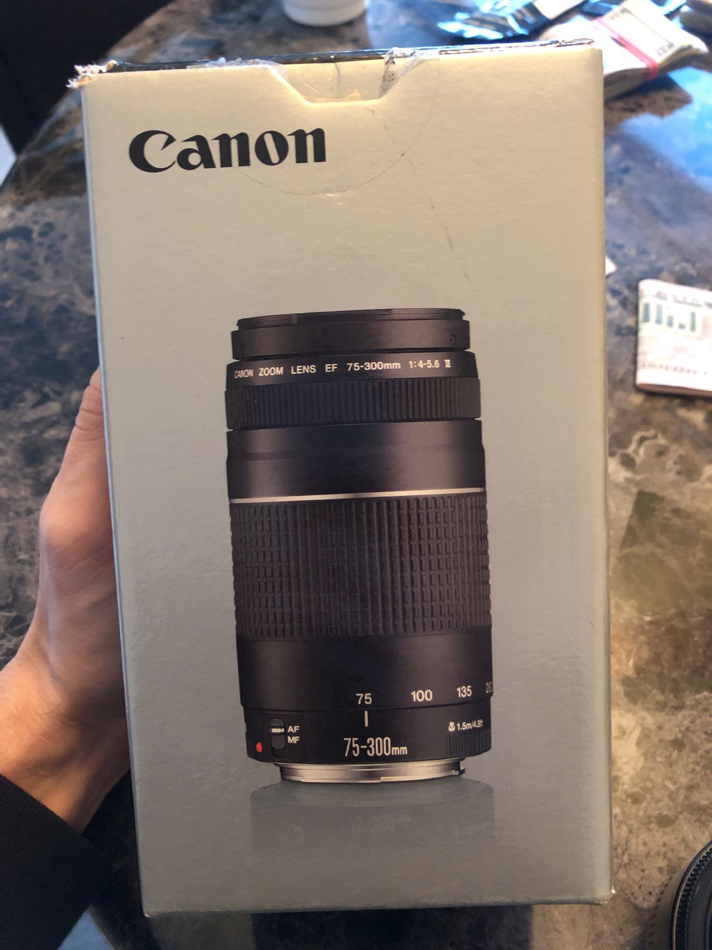 Canon lense $75