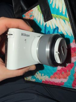 Nikon J1 150$ brand new !