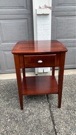 Solid wood end table