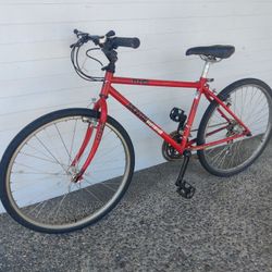 KHS 26" 21-Speed Hybrid Commuter / Road Bike - Light 16" Frame - Specialized Seat - Easy Thumb Shifter - Ready To Ride!