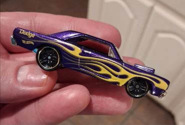 Hot Wheels Purple Yellow Flames Dodge Dart