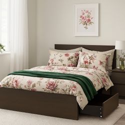 King Size Bed With Storage & 2 Nightstands
