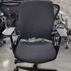 Lightly Used Steelcase Leap V2 Chair