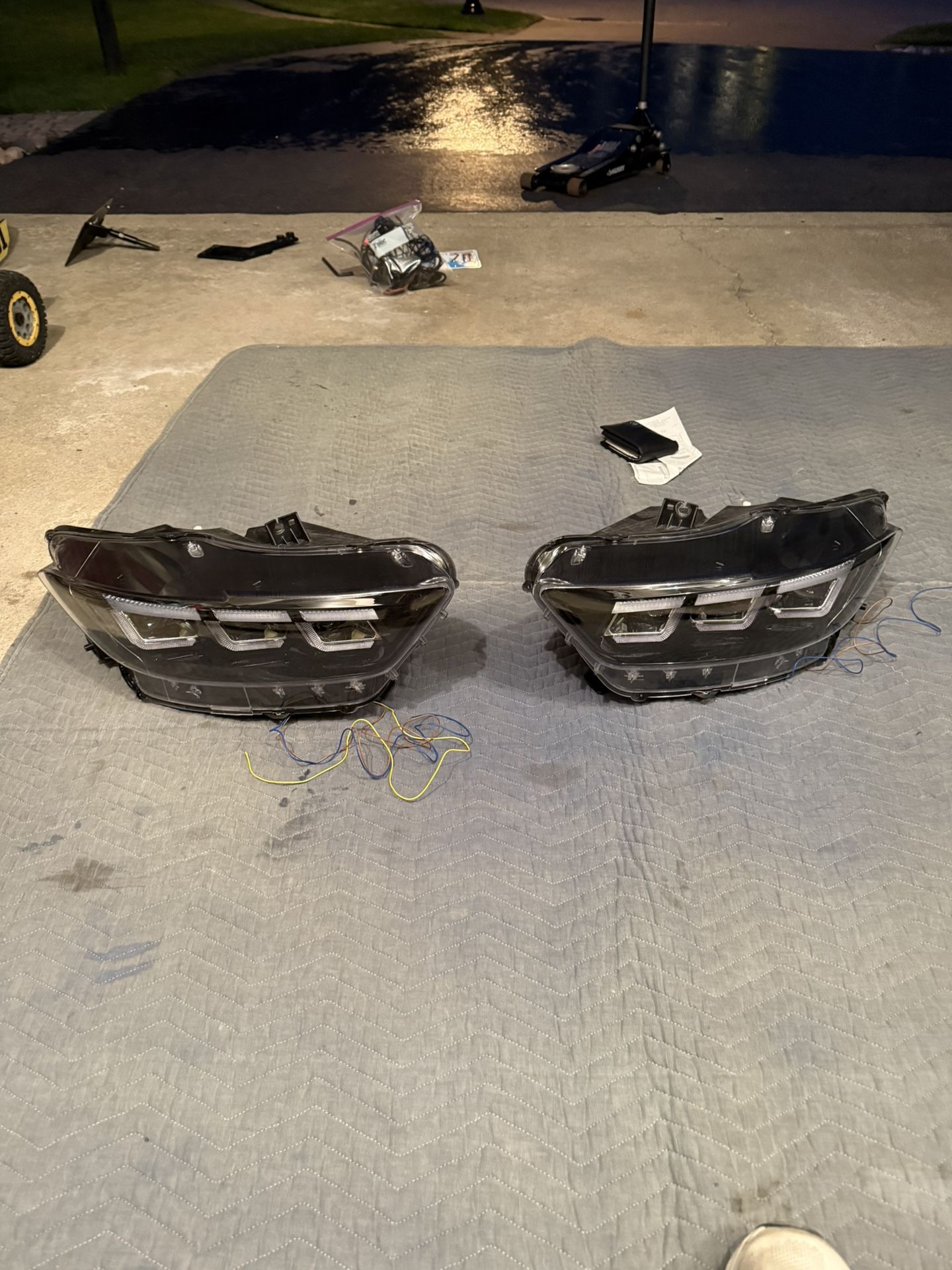 Ford Mustang Headlights