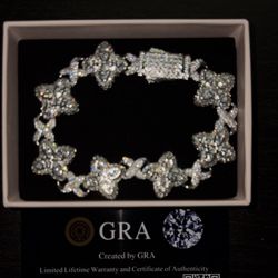 Moissanite clover bracelet