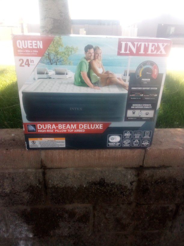 Intex Queen Size Dura Beam Plus Air Mattress