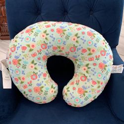 Boppy Nursing Pillow With Cover.