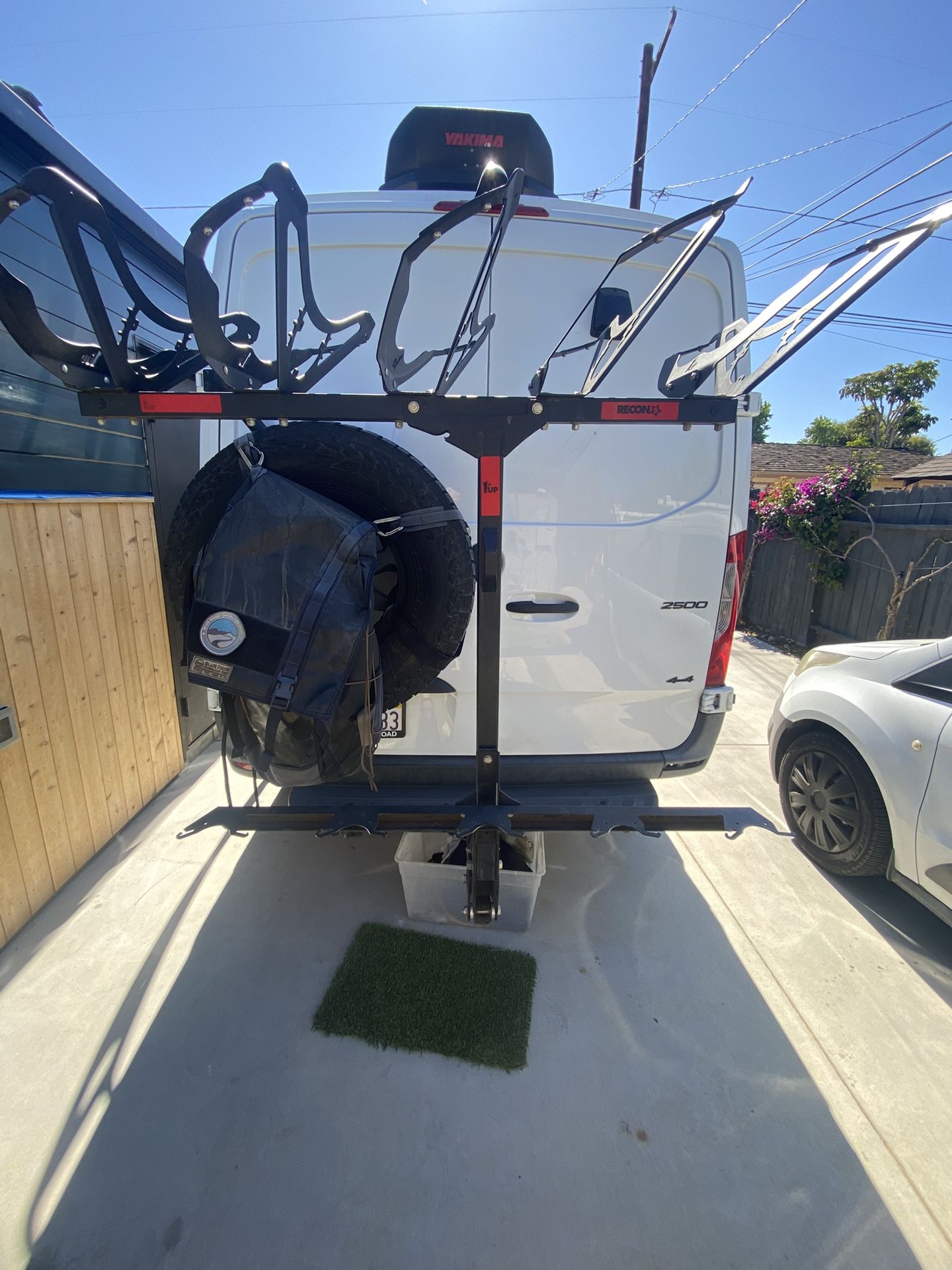 2023 1up Recon 5 Bike Rack ( 5 Bike Carrier)