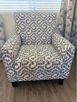 Conversation chairs