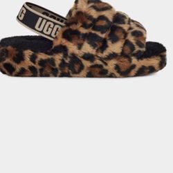 UGG SIZE 8 New Original 