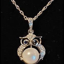 Wise Owl Cultured Vantel Pearls Crystal Sterling Silver Necklace (New)