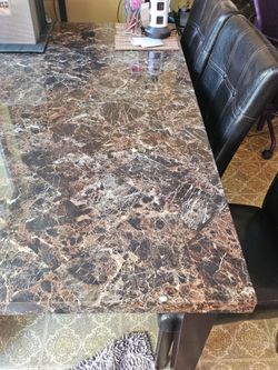 MARBLE DINING TABLE/4 CHAIRS
