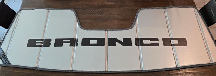 Ford Bronco 2021-2024 UVS100 Custom Sunscreen