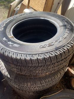 Set Of 5 Goodyear Tires