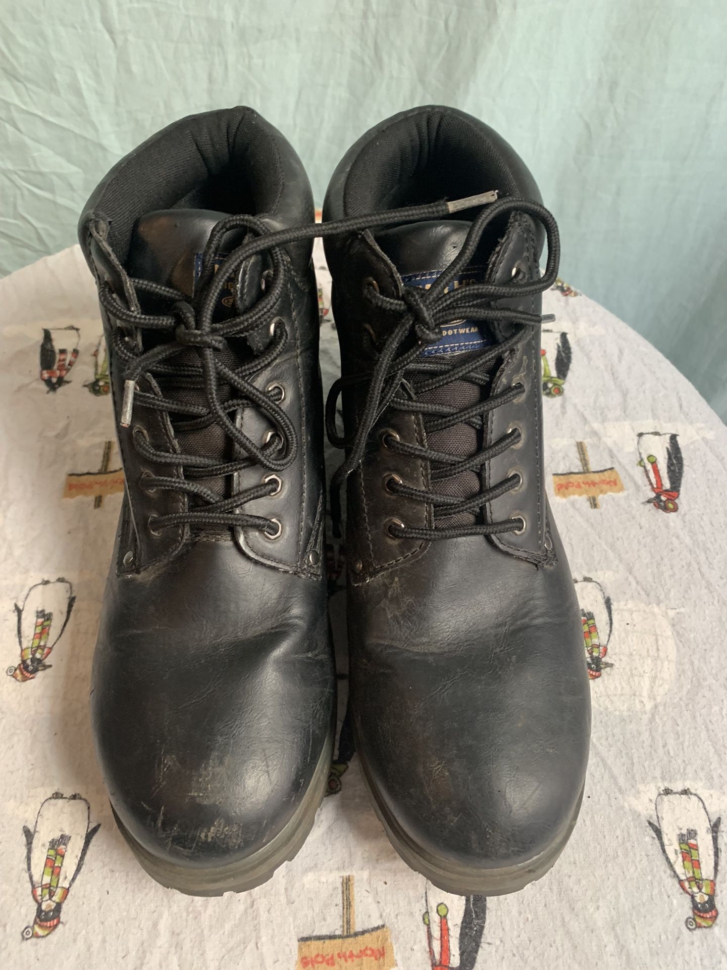 Smith's American Quality Footwear Black Boots