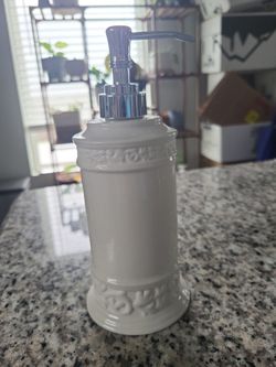 Lotion Dispenser