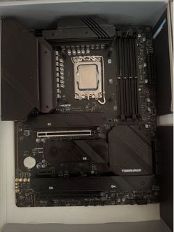 (NEED GONE) intel i7-13700k bundle with msi z790 tomahawk wifi