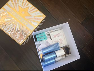 Dior box and goodie samples