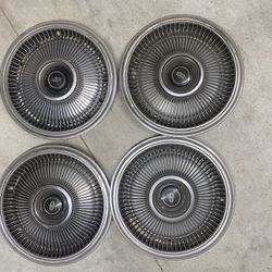 Lincoln Hubcaps