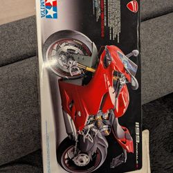 Tamiya 1/12 Scale Ducati 1199 Panigale S plastic model kit (Item #14129). 