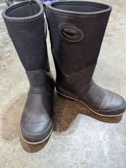 Black Rubber Rain Boots kids size 4