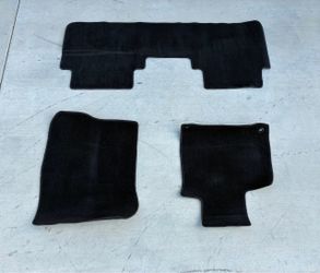 New Genuine Honda OEM Brand New floor Matts for Honda CRV