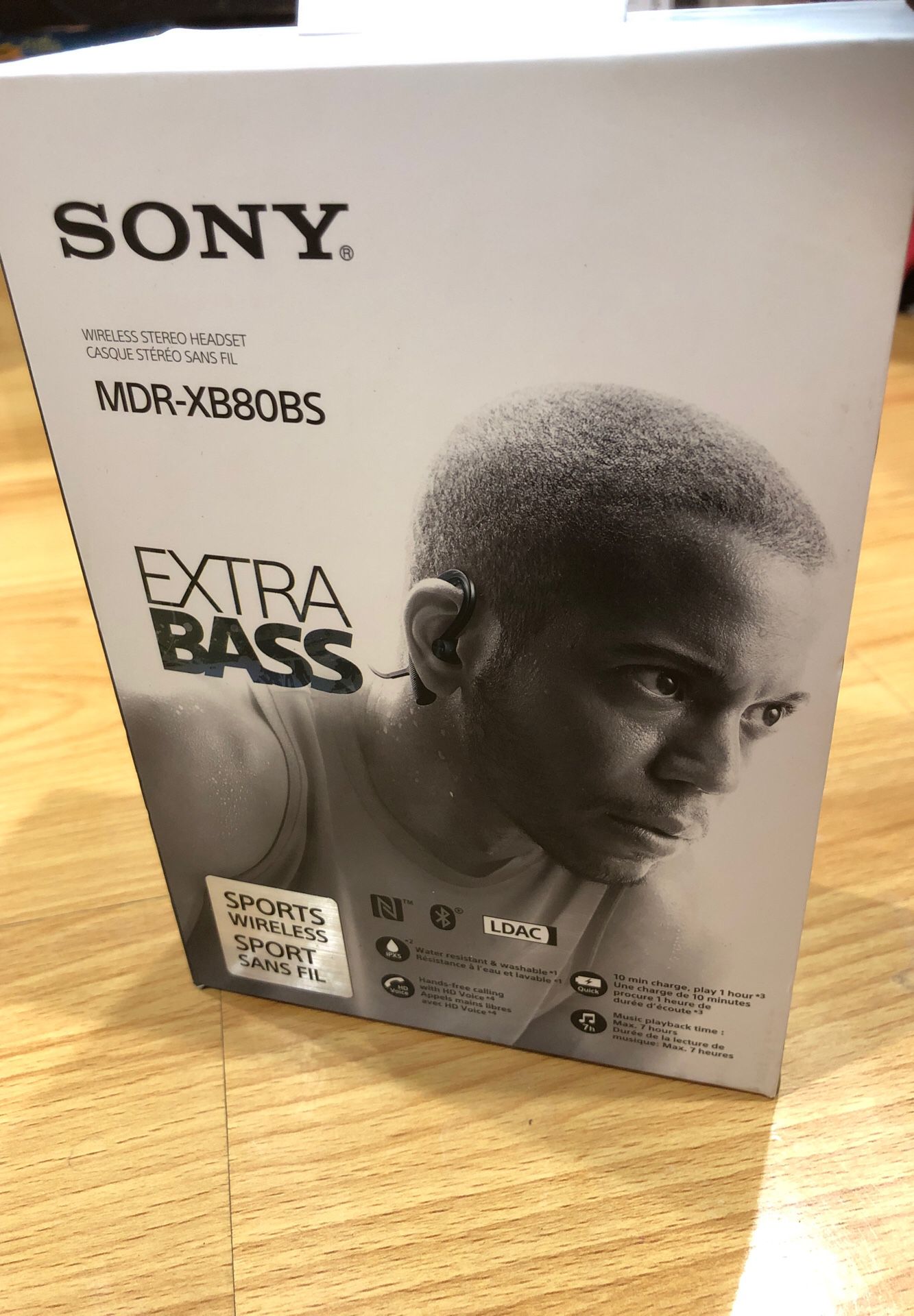 Sony mdr-xb80bs extra bass wireless headphone