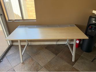 Utespelare Gaming Desk