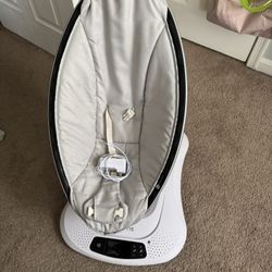 4 Moms Baby Swing
