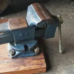 GL Japan Bench Vise Swivel Base Vice
