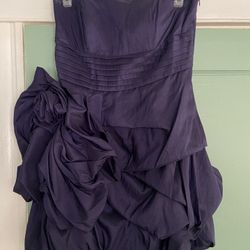 Womens Puffy Dress Size L