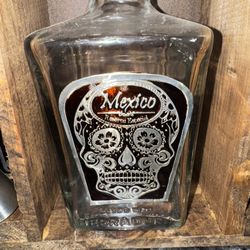 Shot Cups And Bottle Set 